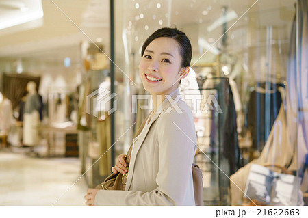 アパレル・ビジネスウーマン 21622663