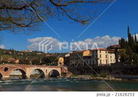 Verona panorama 21626253