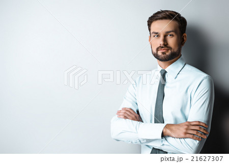 Nice concept for young businessman Nice concept for young businessman 21627307