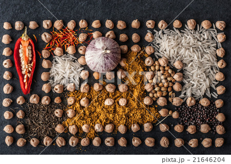 Composition of  chick-pea , vegetables and spice 21646204