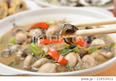 Oyster in black bean sauce 21653411