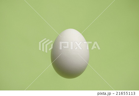 たまご 卵 玉子 タマゴ egg グリーンバック 食材 緑背景 コピースペース たまご 卵 玉子 タマゴ egg グリーンバック 食材 緑背景 コピースペース 21655113