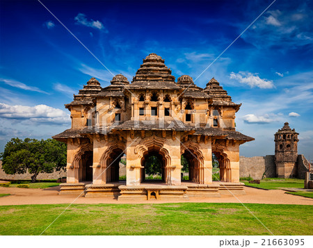 Lotus Mahal pavilion 21663095