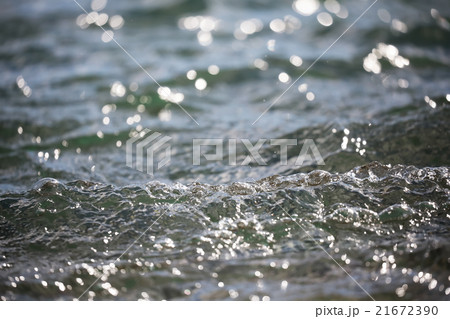 川のうねり 川のうねり 21672390