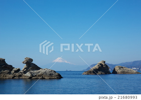 雲見海岸からの富士山 21680993
