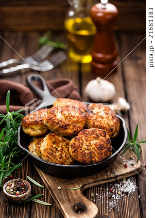 cutlets 21681383