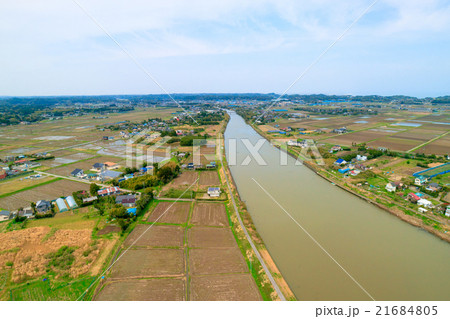 夷隅川周辺の田舎の風景を空撮 夷隅川周辺の田舎の風景を空撮 21684805