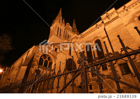 Saint-Maurice Cathedral at night, Angers in France 21689139