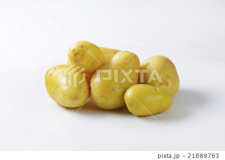 New potatoes 21689763