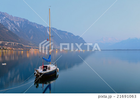 Lake Geneva at dusk 21691063
