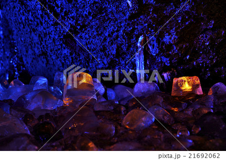 山梨県 鳴沢氷穴 山梨県 鳴沢氷穴 21692062