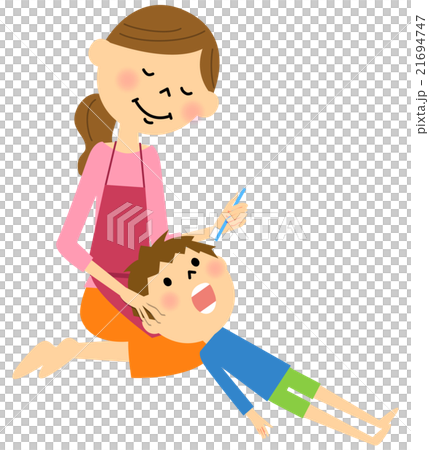 お母さんに歯磨きしてもらうこども 21694747