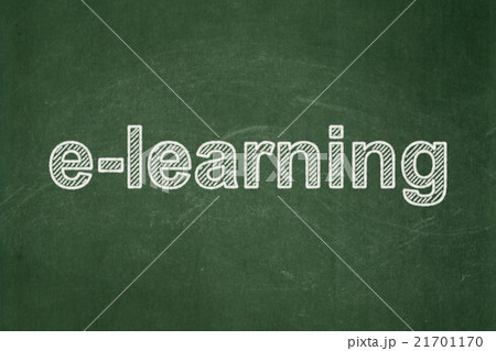 Learning concept: E-learning on chalkboard 21701170