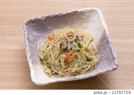 鶏肉と春雨のサラダ 21707729