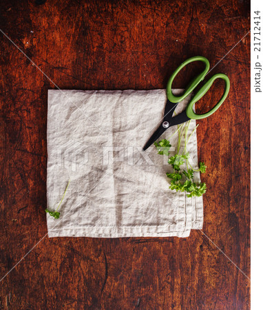 scissors on the towel 21712414