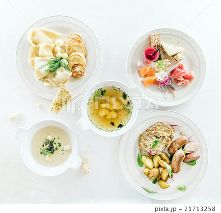 set of different dishes 21713258