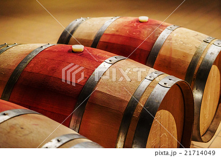 wine barrels wine barrels 21714049