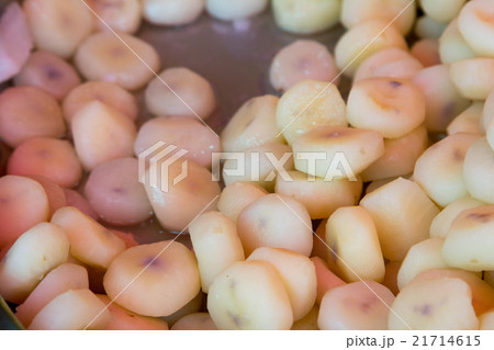Waterchestnut in Coconut Milk (Tub Tim Grob). Waterchestnut in Coconut Milk (Tub Tim Grob). 21714615