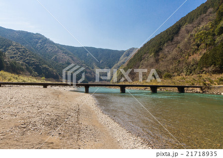 高知県四万十町 茅吹手沈下橋 高知県四万十町 茅吹手沈下橋 21718935