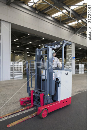 物流イメージ 21720192