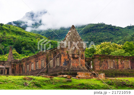 Wat Phu stone sanctuary 21721059