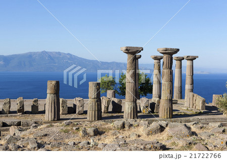 Античные колонны на побережье Эгейского моря. Троя. Турция 21722766