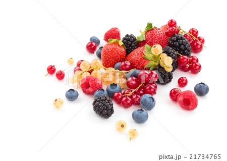 Fresh fruits with leaves. 21734765