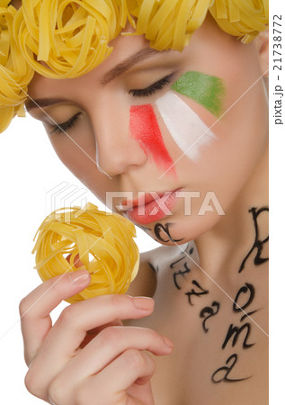 young woman with pasta and symbols of Italy 21738772