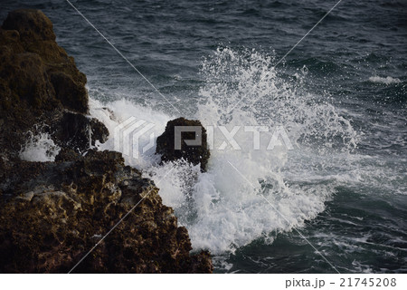 波しぶき 21745208