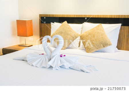 Pillow on bed Pillow on bed 21750073