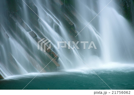 丸尾滝　鹿児島県霧島温泉郷 21756062