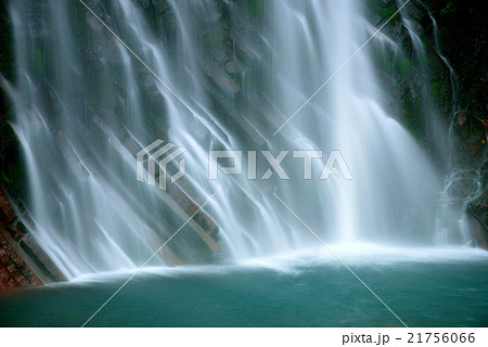 丸尾滝　鹿児島県霧島温泉郷 21756066