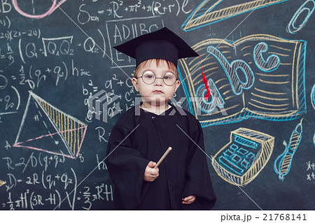 Child scientist 21768141