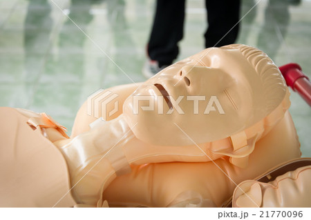 Rescue CPR training to safe life in hospital. Rescue CPR training to safe life in hospital. 21770096