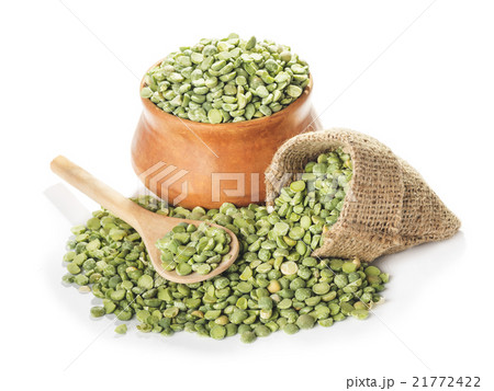 dried green peas in bowl and spoon dried green peas in bowl and spoon 21772422