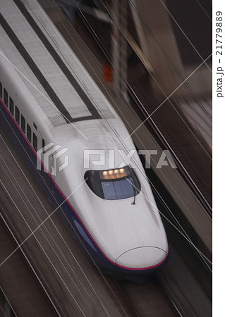 E2系新幹線の流し撮り 21779889