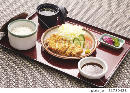 トンカツ定食　定番イメージ　和食屋 21780428