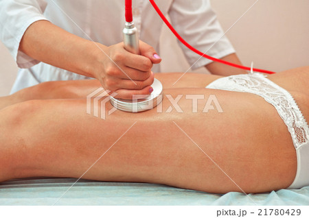 procedure for women hip  21780429