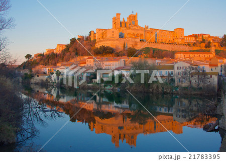 夕刻のサンナゼール大聖堂 ベジエ フランス 夕刻のサンナゼール大聖堂 ベジエ フランス 21783395