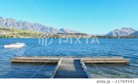 Boat and Pier in Lake Wakatipu 21784541