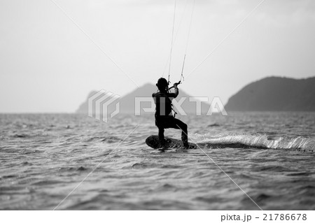 Kitesurfing Action Photos 21786678