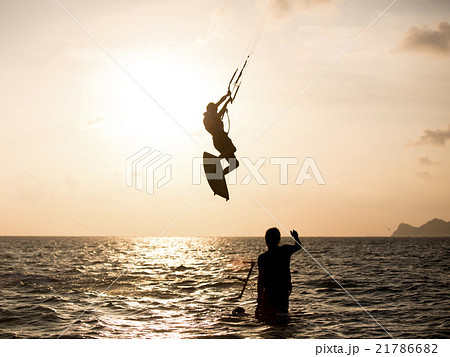 Kitesurfing Action Photos 21786682