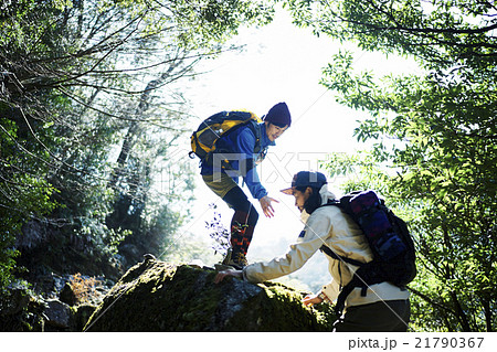 冒険する男性たち 21790367