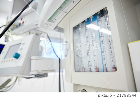 anesthesia machine at hospital operating room 21793544