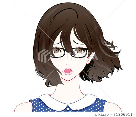 メガネをかけた女性の表情 / ショック / 夏服 / なびく髪 21806911