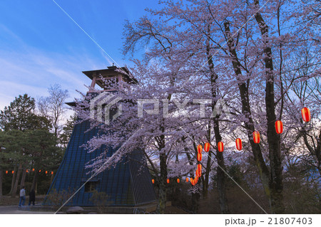 夕暮れの鐘楼 21807403