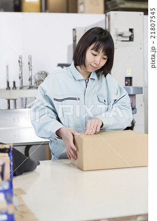 倉庫　工場イメージ 21807545