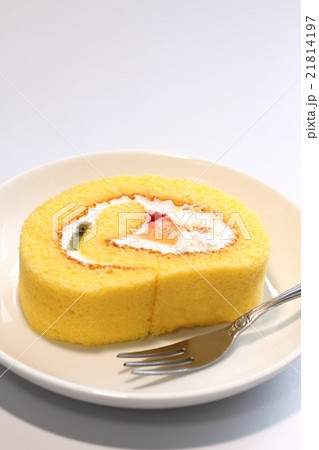 フルーツロールケーキ 21814197