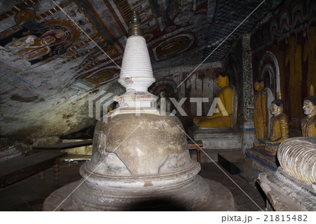 ダンブッラ石窟寺院 パゴダ ダンブッラ石窟寺院 パゴダ 21815482
