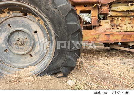 leak tractor wheel, which is old tire leak tractor wheel, which is old tire 21817666
